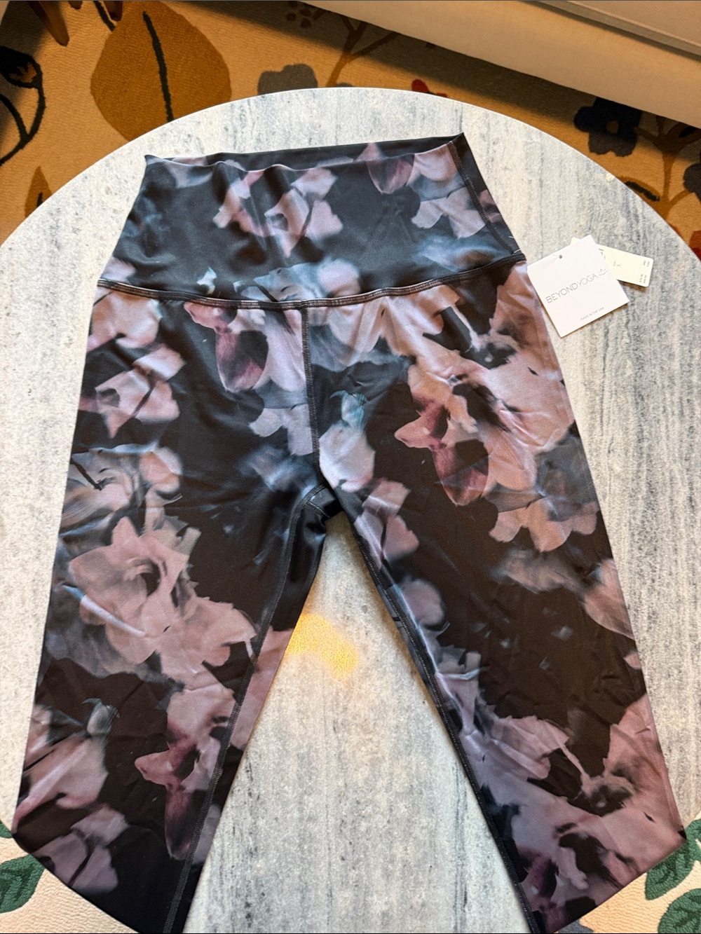Beyond Yoga Women’s Floral Leggings - Black & Pink